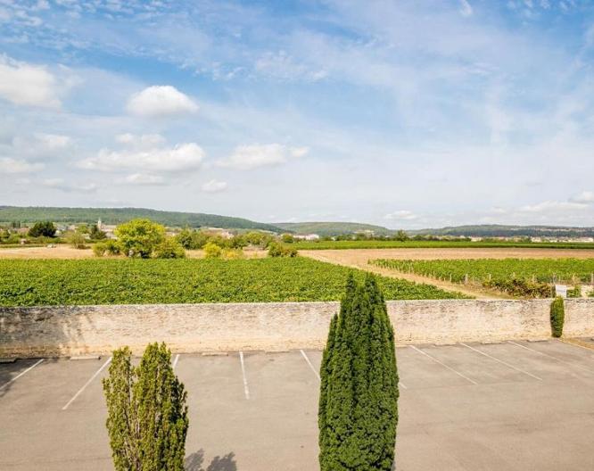 Hotel authentic Dijon / Marsannay  by balladins - Landschaft