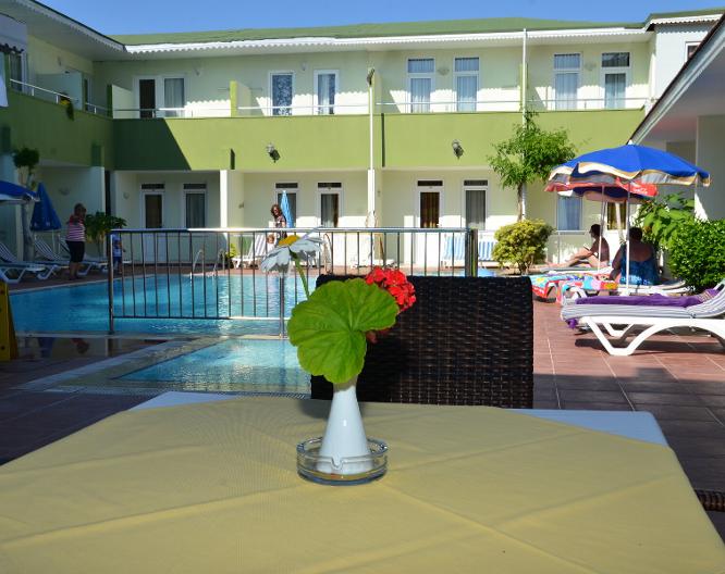Elis Beach Hotel - Vue extérieure