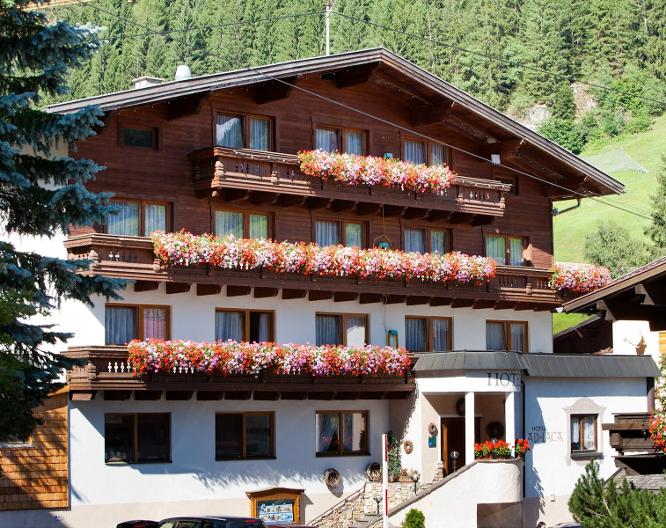 Hotel Ad laca - Außenansicht