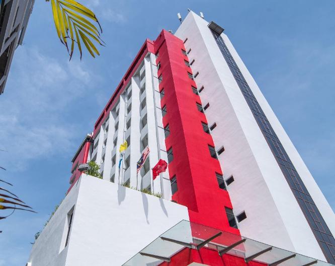 Hotel Sentral Seaview - Außenansicht