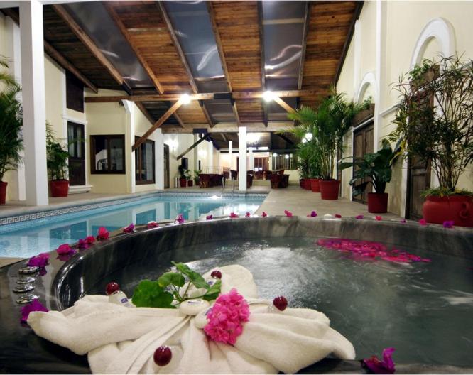 Hotel Misión Xalapa Plaza de las Convenciones - Pool