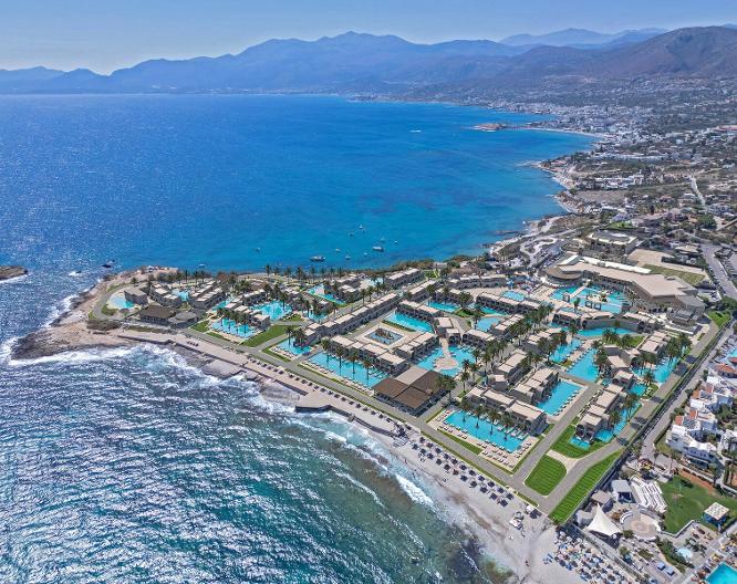 Nana Royal - Außenansicht