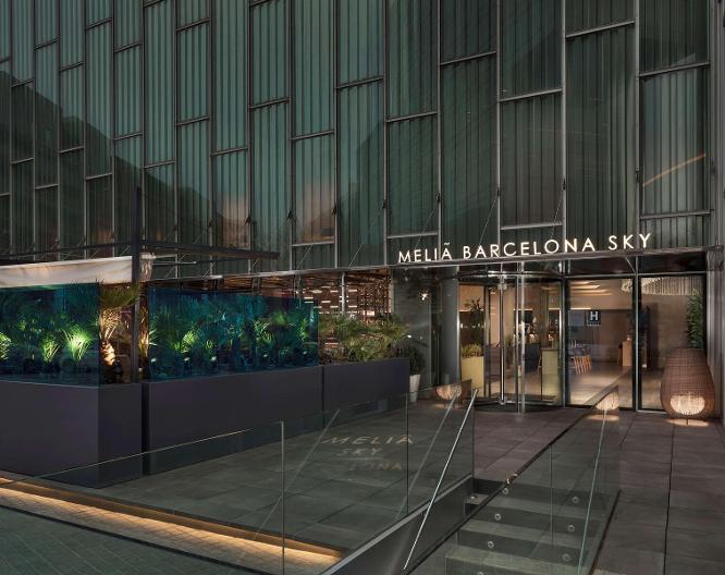 The Level at Melia Barcelona Sky - Außenansicht