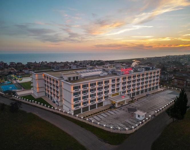 Ramada Plaza by Wyndham Silivri - Vue extérieure