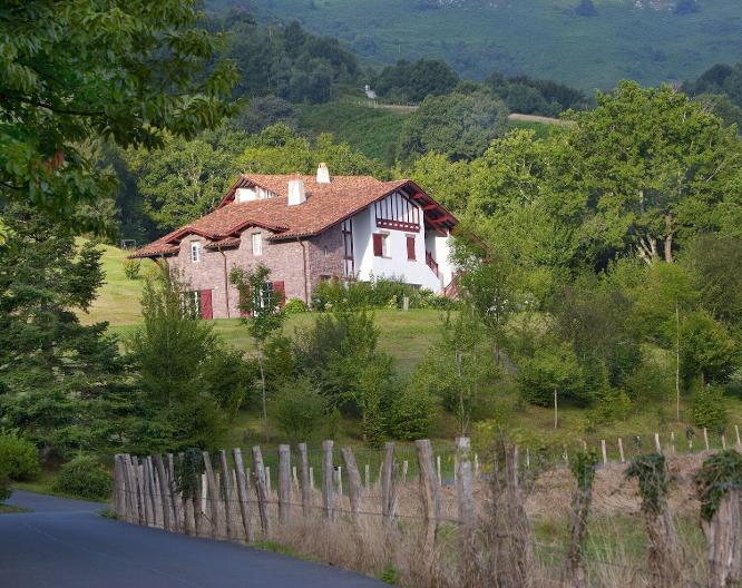 Auberge Ostapé - Vue extérieure