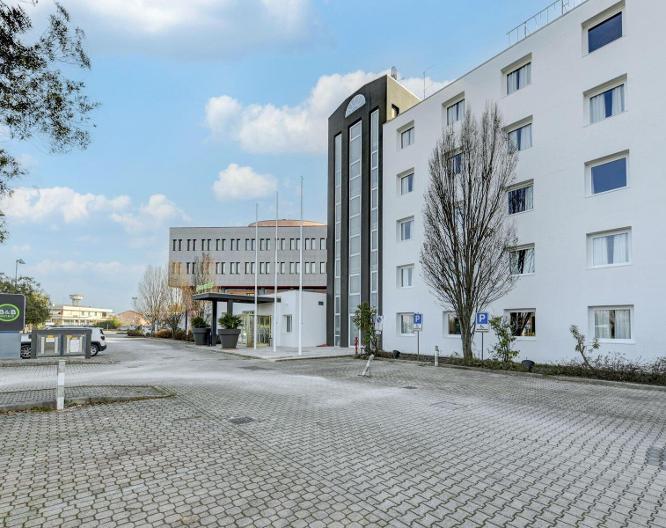 B&B Hotel Quarto D'Altino - Außenansicht