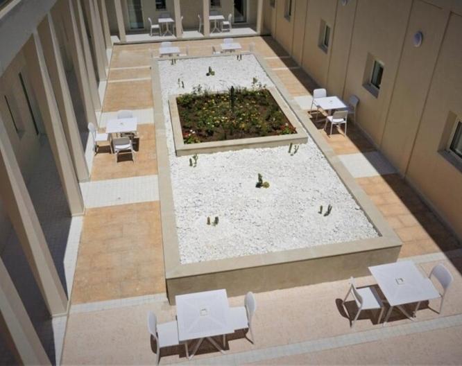 Onomo Hotel - Piscine