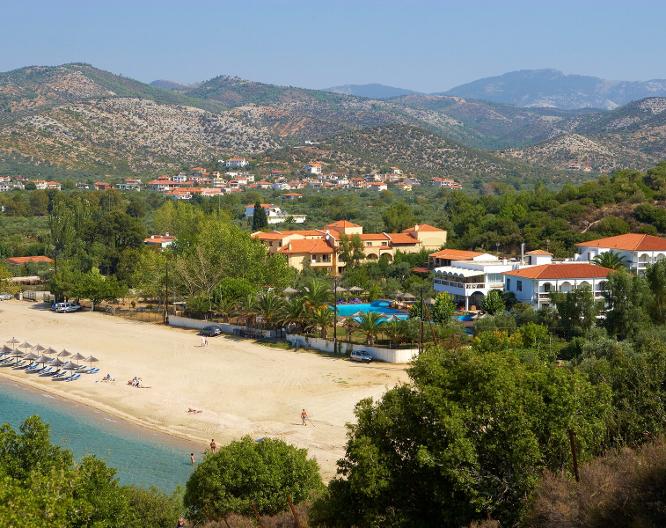Hotel Kamari Beach - Außenansicht