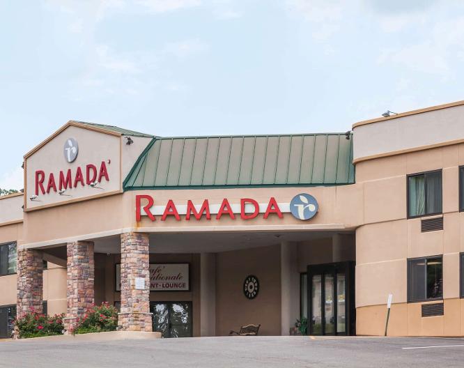 Ramada by Wyndham Newburgh/West Point - Außenansicht