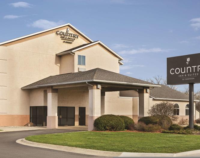 Country Inn & Suites by Radisson Auburn - Außenansicht