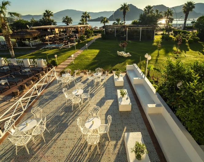 Casa Blanca Hotel - Außenansicht