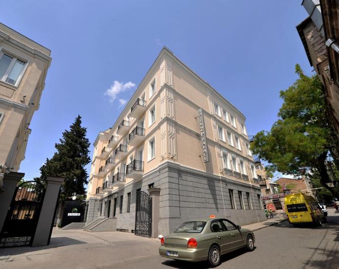 ZP Palace - Außenansicht