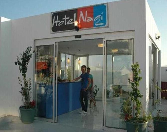 Nagi Beach Hotel - Vue extérieure