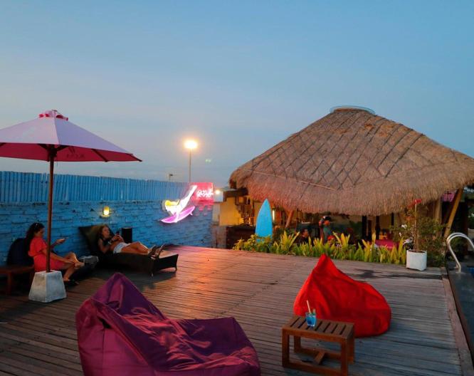 Koa D'surfer Hotel - Außenansicht