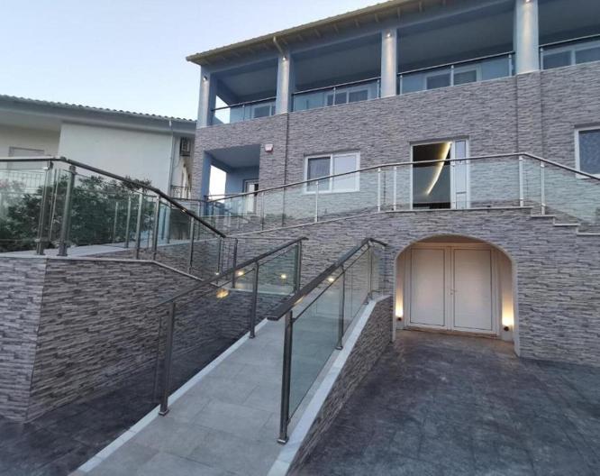 3 Island View Hotel - Außenansicht