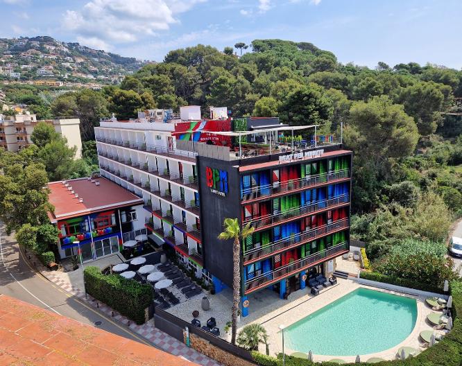 Lloret Vibe Affiliated by FERGUS - Außenansicht