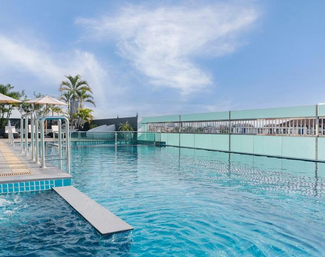 Garner Hotel Pattaya Central by IHG - Piscine
