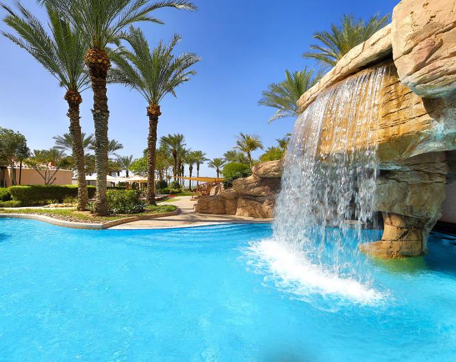 The Ritz-Carlton, Dubai - Pool