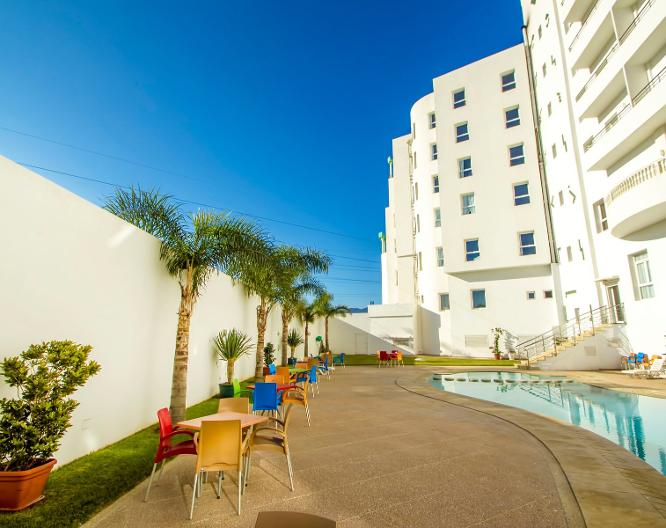 LA PALOMA HOTEL - Vue extérieure
