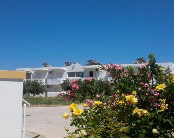 Nikos 2 Studios & Apartments - Außenansicht
