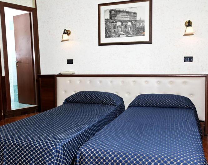 Hotel Roma Nardizzi Americana - Wohnbeispiel