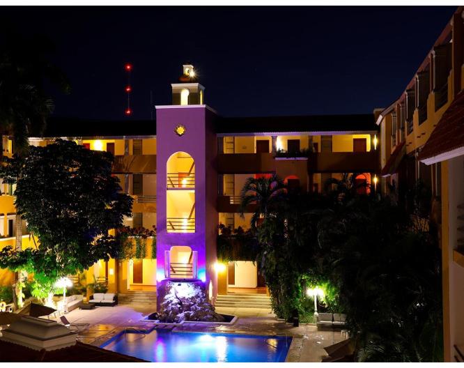 Adhara Hacienda Cancun - Außenansicht