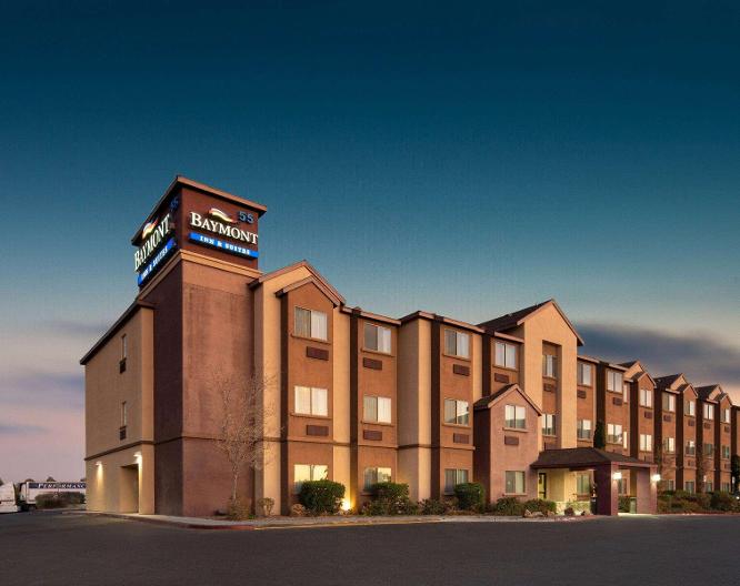 Baymont Inn & Suites Las Vegas South Strip - Außenansicht