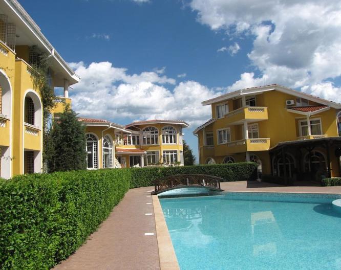 Blue Orange Beach Resort - Außenansicht