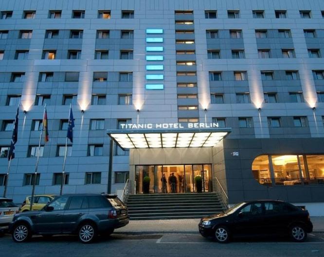 Titanic Comfort Mitte - Außenansicht