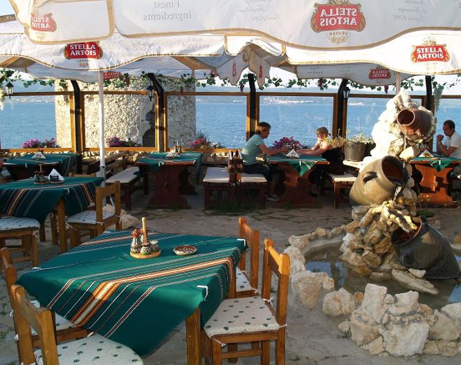 Victoria Hotel Nessebar - Essen und Trinken