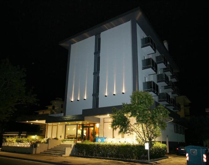 Hotel Domingo - Außenansicht