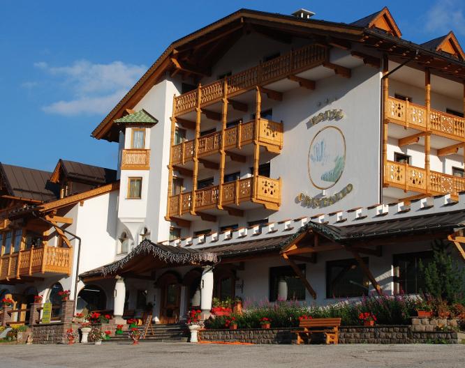 Hotel Cristallo - Außenansicht