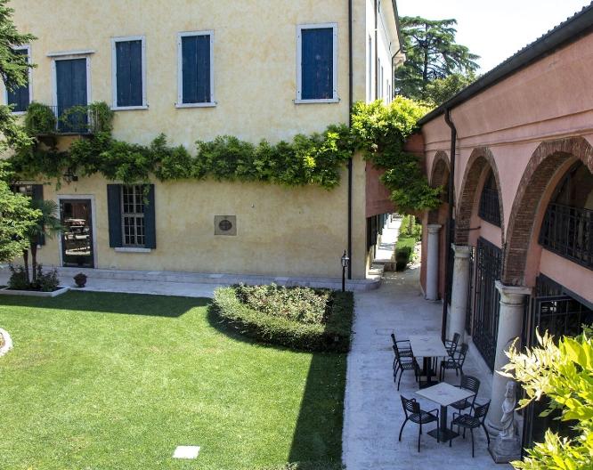 Villa Quaranta Tommasi Wine Hotel & Spa - Außenansicht