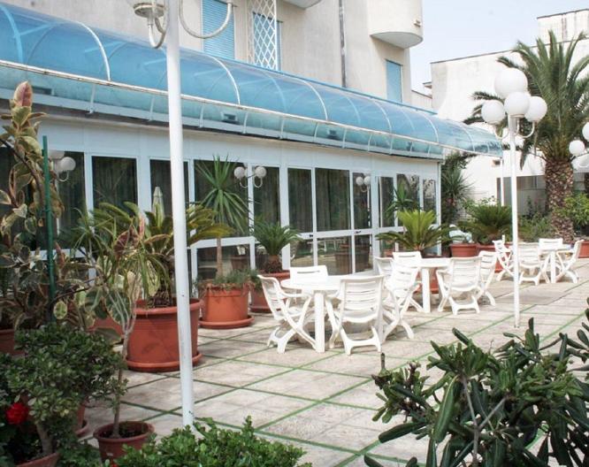 Eden Beach Club - Außenansicht
