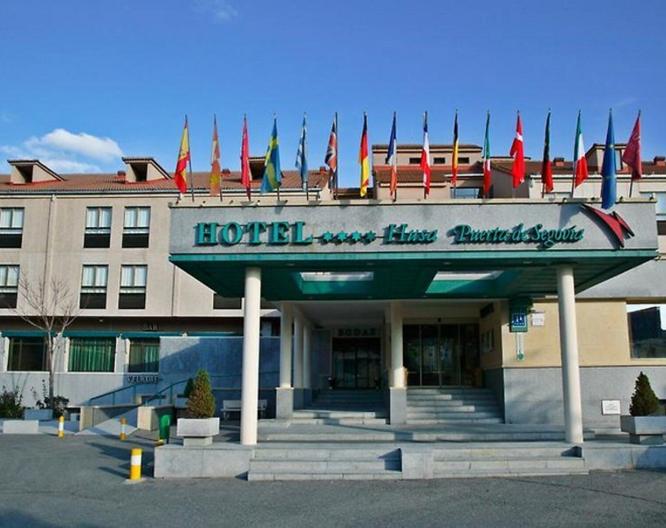 Hotel Puerta de Segovia - Außenansicht