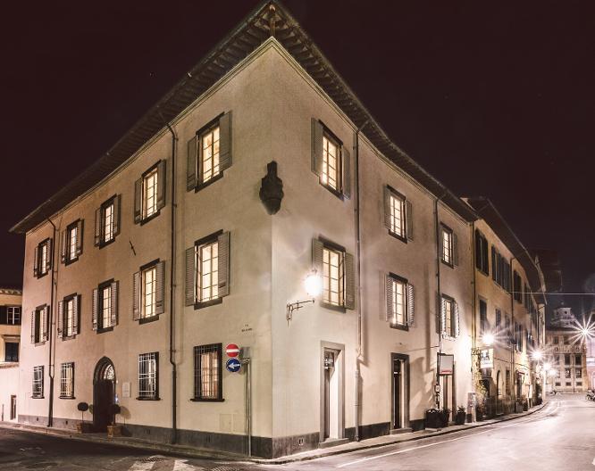 Palazzo Feroci - Außenansicht