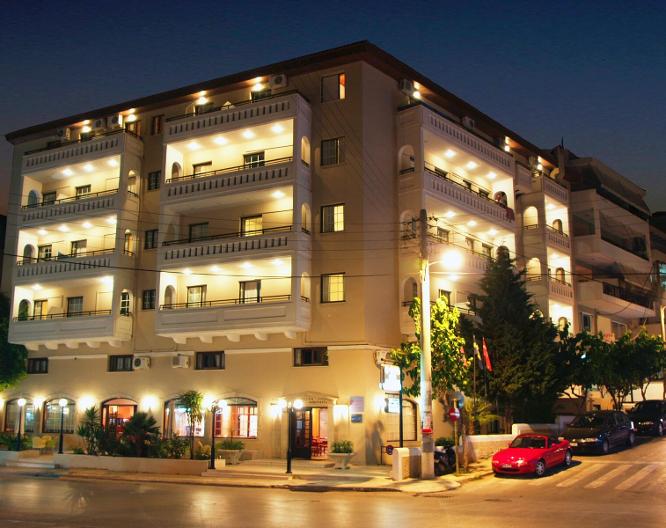 Elina Hotel Apartments - Außenansicht