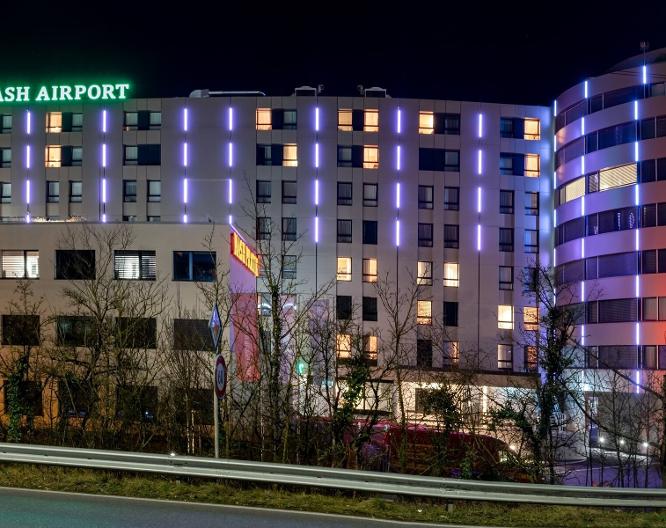 Nash Suites Hotel - Außenansicht