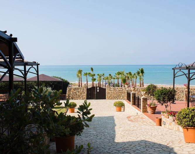 Hotel Baia di Ulisse Wellness & Spa - Außenansicht