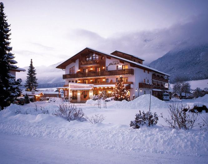 Landhotel Jäger TOP - Außenansicht