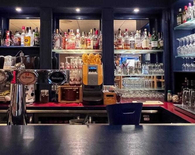 Fletcher Hotel Restaurant De Zeegser Duinen - Außenansicht