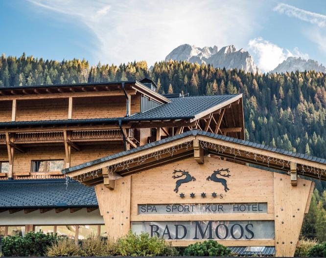 Bad Moos - Dolomites Spa Resort - Außenansicht