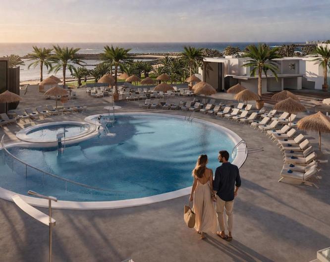 HD Beach Resort - Außenansicht