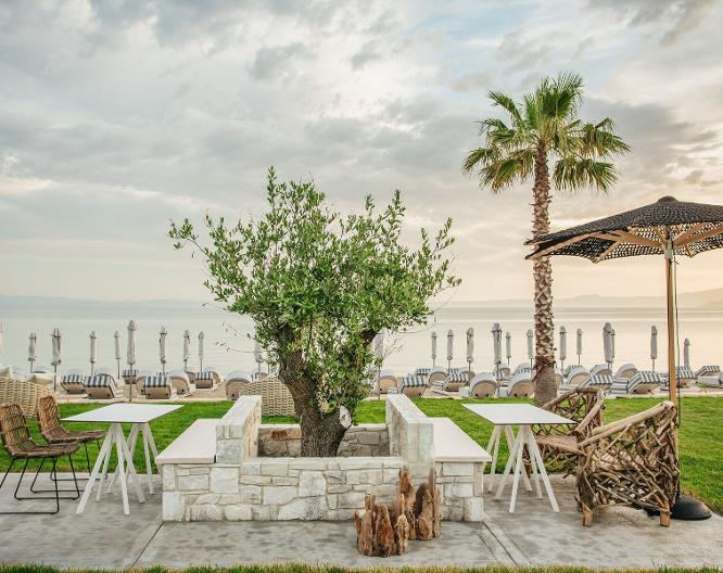 Blue Carpet Luxury Suites - Vue extérieure