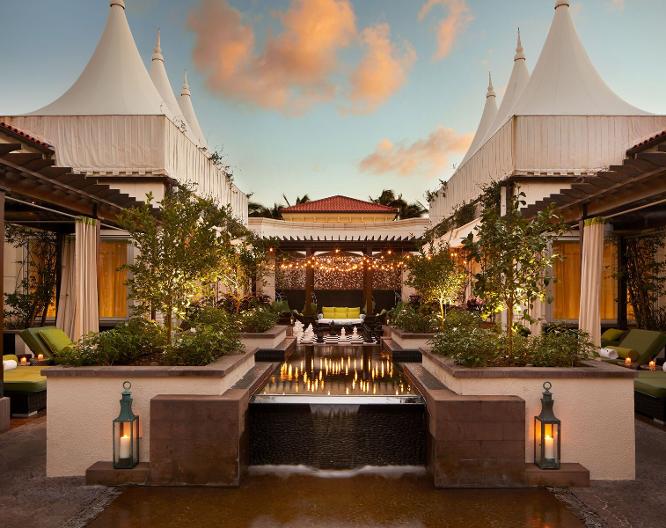 EAU Palm Beach Resort - Außenansicht