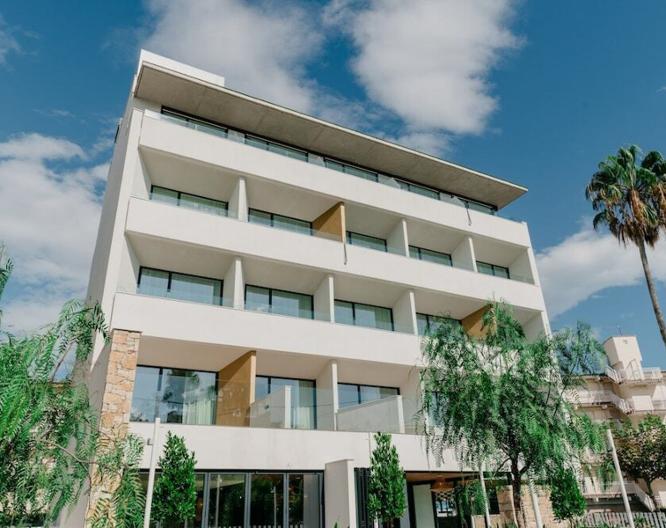 Monica Hotel - Außenansicht
