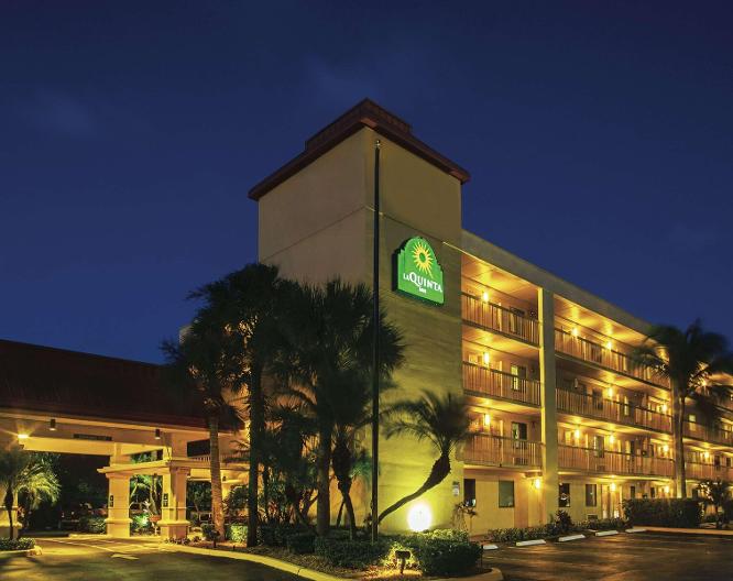 La Quinta Inn by Wyndham West Palm Beach Florida Turnpike - Außenansicht