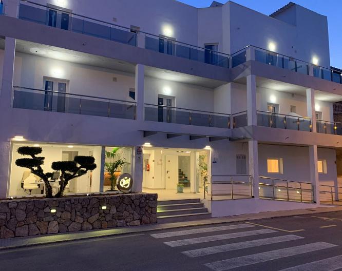 Chevy Hotel & Suites - Außenansicht