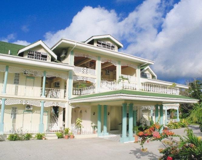 Palm Beach Hotel - Außenansicht