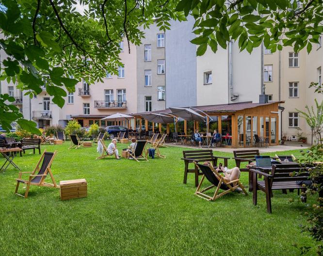 Abella Suites and Apartments - Landschaft